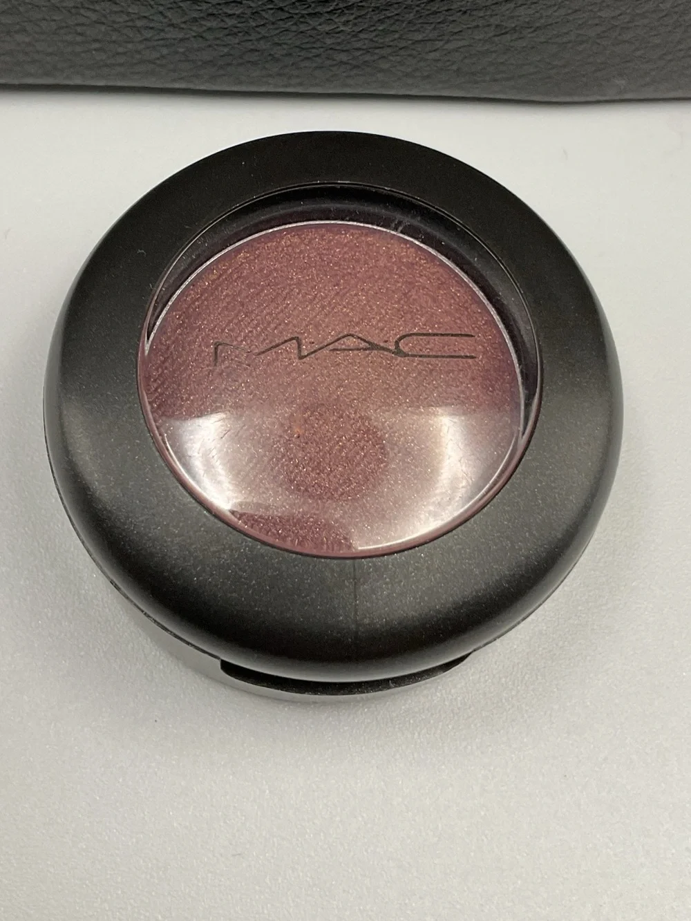MAC Cosmetics Velvet Eyeshadow in Trax - Discontinued